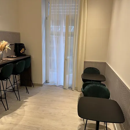 Settecento 4*