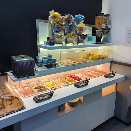 Settecento בית הארחה